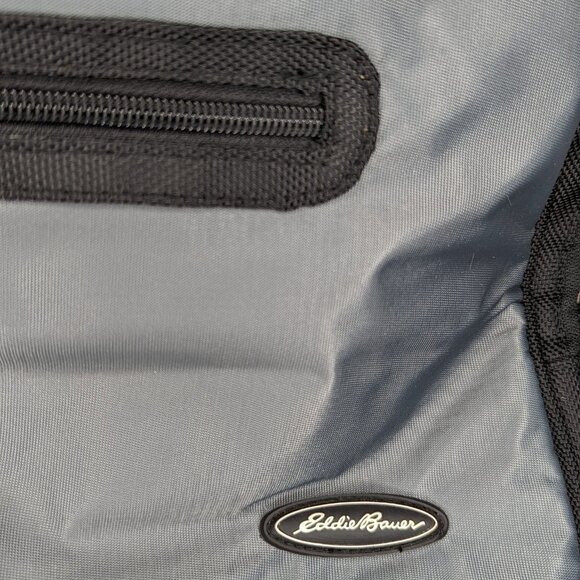 Eddie Bauer Black & Gray Travel Duffel Multi Use Lining Pockets Zippered EUC - Picture 5 of 12